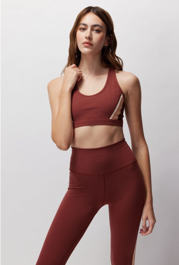 Top marrón con rayas naranjas y beige de Spiritual Gangster en talla M, promoción 50% OFF, vista frontal.