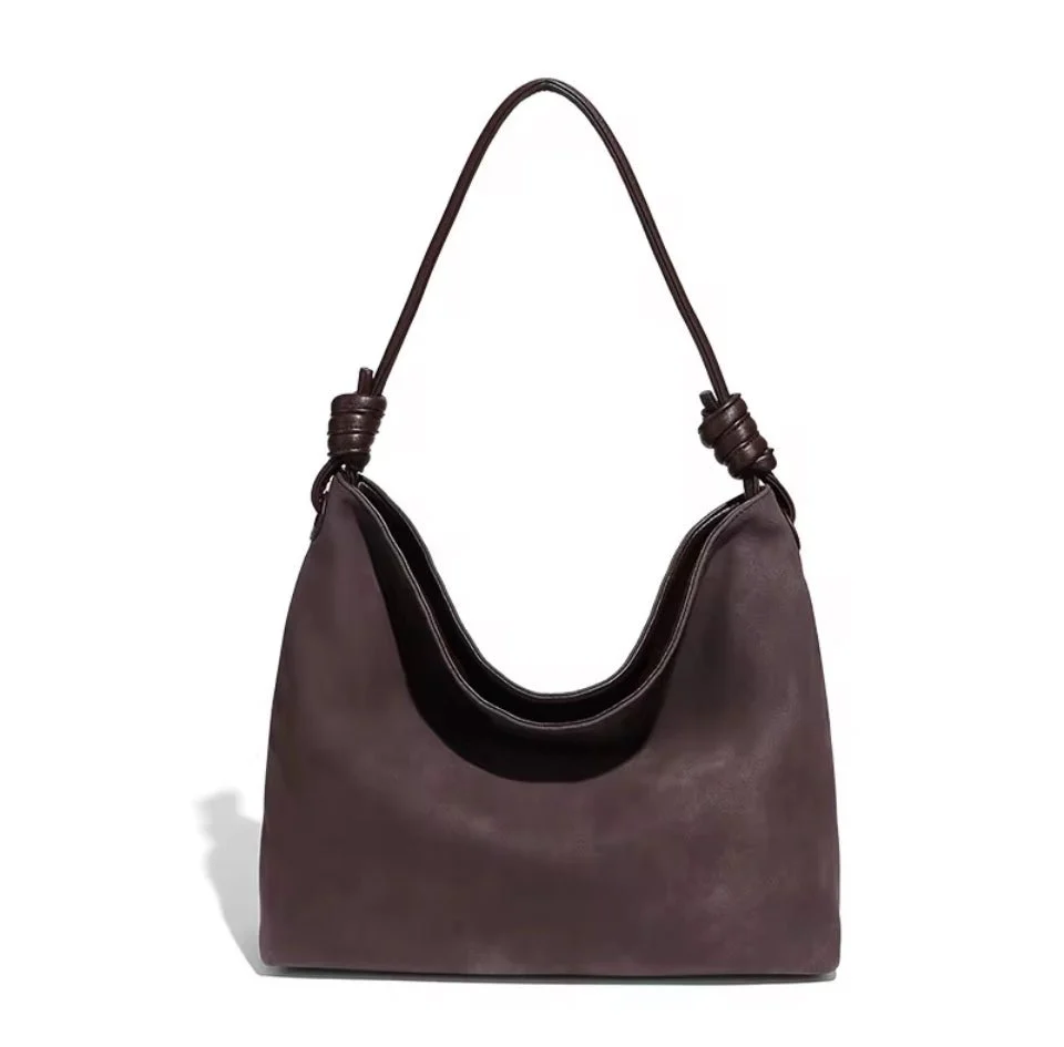 Prenelove Vegan Suede Bag Chocolate | Bolsa Café Beyond12